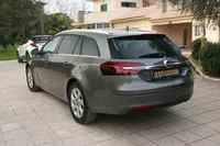 Opel-Insignia Sports Tourer detalhes 1