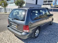 Kia-Carnival detalhes 2