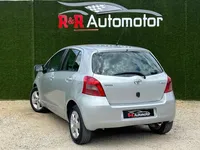Toyota-Yaris detalhes 1
