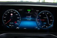 Mercedes-Benz-EQC detalhes 1