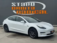 Tesla-Model 3 detalhes 2