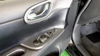 Nissan-Pulsar detalhes 2