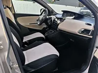 Lancia-Ypsilon detalhes 1