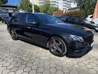 Mercedes-Benz-E 300 detalhes 2