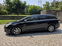 Toyota-Avensis SW Imagem Principal