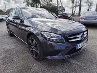 Mercedes-Benz-C 300 detalhes 2