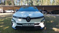 Renault-Mégane E-TECH detalhes 1