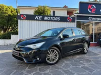 Toyota-Avensis Touring Sports Imagem Principal