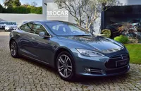 Tesla-Model S Imagem Principal