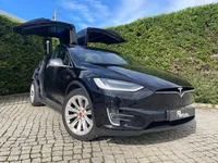 Tesla-Model X detalhes 1