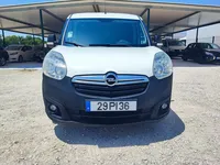 Opel-Combo detalhes 1