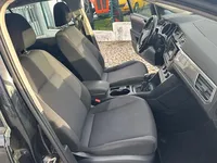 Volkswagen-Touran detalhes 1