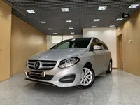 Mercedes-Benz-B 180 Imagem Principal