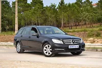 Mercedes-Benz-C 200 detalhes 1