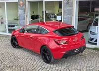 Opel-Astra GTC detalhes 1