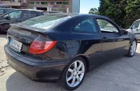 Mercedes-Benz-C 220 detalhes 1