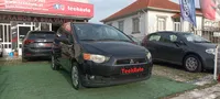 Mitsubishi-Colt Imagem Principal
