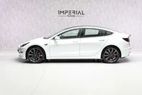 Tesla-Model 3 detalhes 1