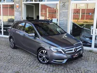 Mercedes-Benz-B 200 detalhes 2