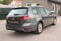 Volkswagen-Golf detalhes 1