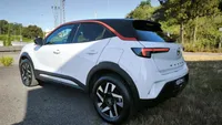 Opel-Mokka-e detalhes 1