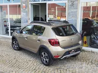 Dacia-Sandero detalhes 1