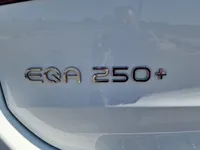Mercedes-Benz-EQA detalhes 1