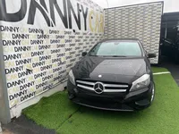 Mercedes-Benz-A 180 detalhes 1